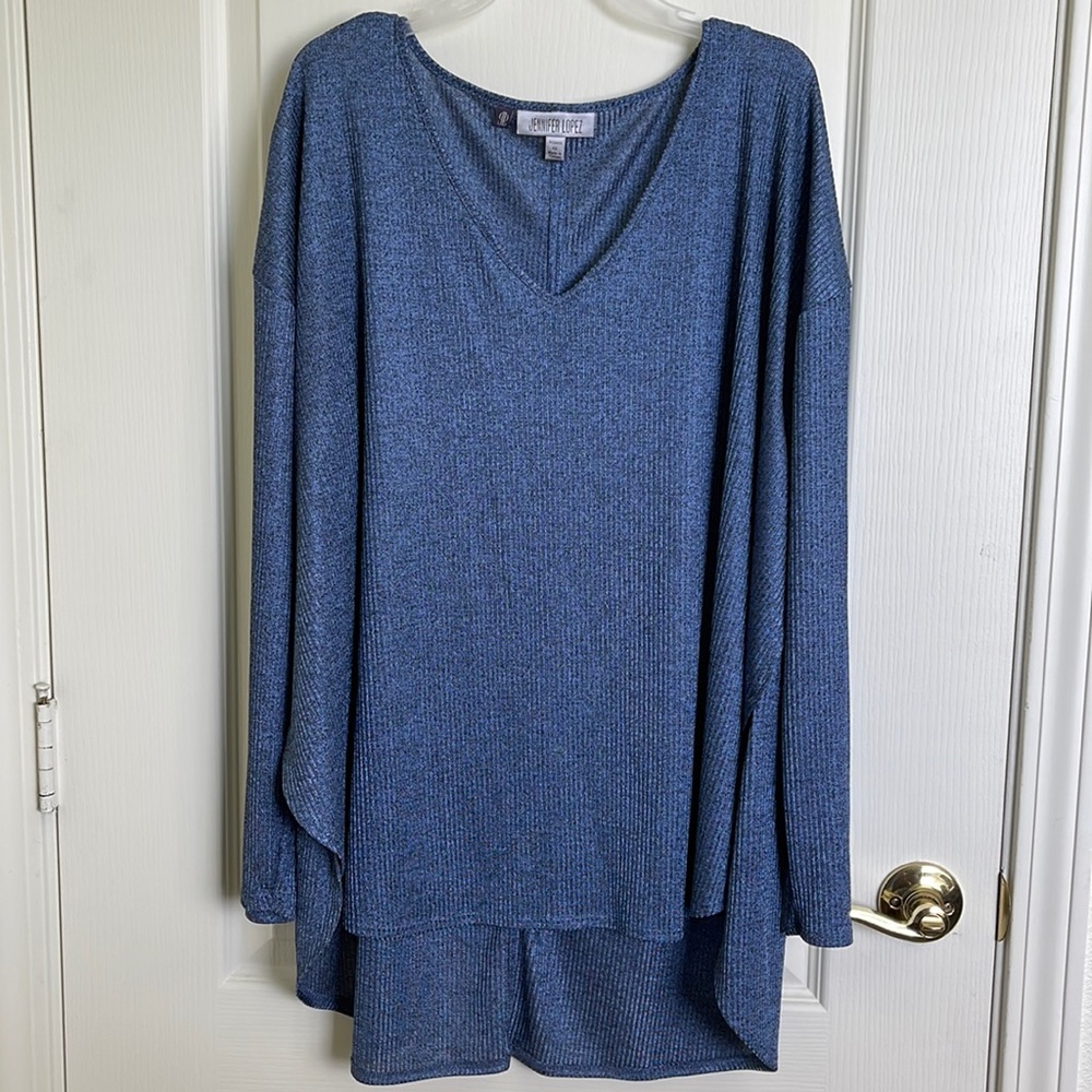 Jennifer Lopez Plus Size 1XL Blouse Sparkly Sheer V-Neck Long Back with Slits